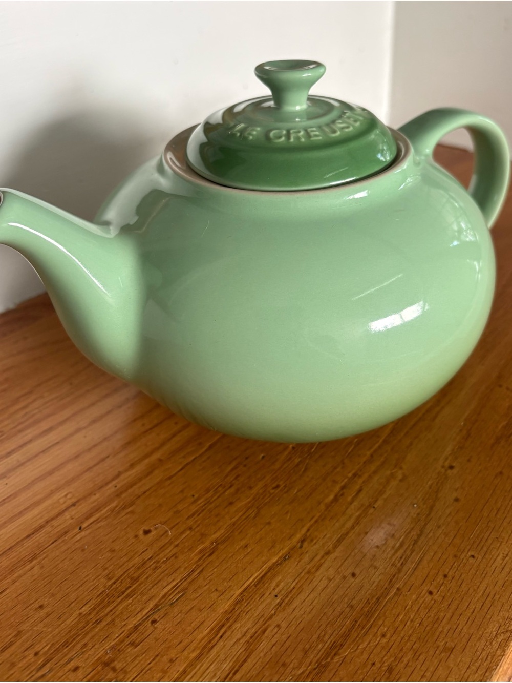 Le Creuset Classic Round 1.3 L Teapot - Rosemary